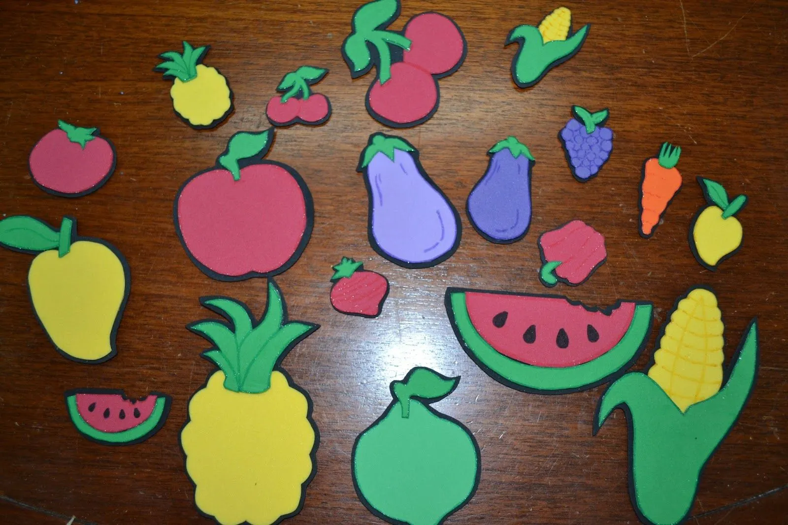 ADas de foami: Imanes para nevera. Frutas y verduras ADas de foami: Imanes para nevera. Frutas y verduras