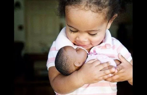9 Adorables Niños Que Son Idénticos A Sus Muñecos… ¿Quién Se ... 9 Adorables Niños Que Son Idénticos A Sus Muñecos… ¿Quién Se ...