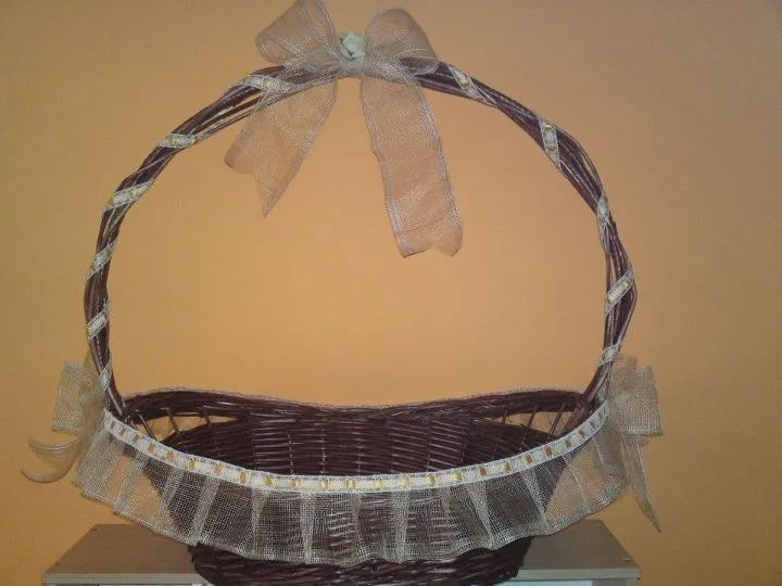 Como adornar canastas para boda - Imagui