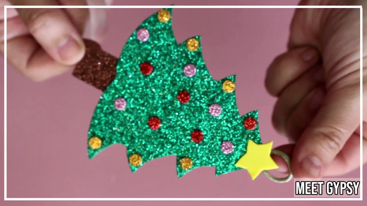Adorno ARBOL DE NAVIDAD de goma eva FACIL | Arbolito de navidad con Foami - YouTube Adorno ARBOL DE NAVIDAD de goma eva FACIL | Arbolito de navidad con Foami - YouTube