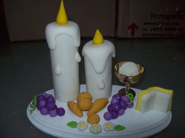 Adornos Para La Torta De Comunion | tortas decoradas con golosinas Adornos Para La Torta De Comunion | tortas decoradas con golosinas