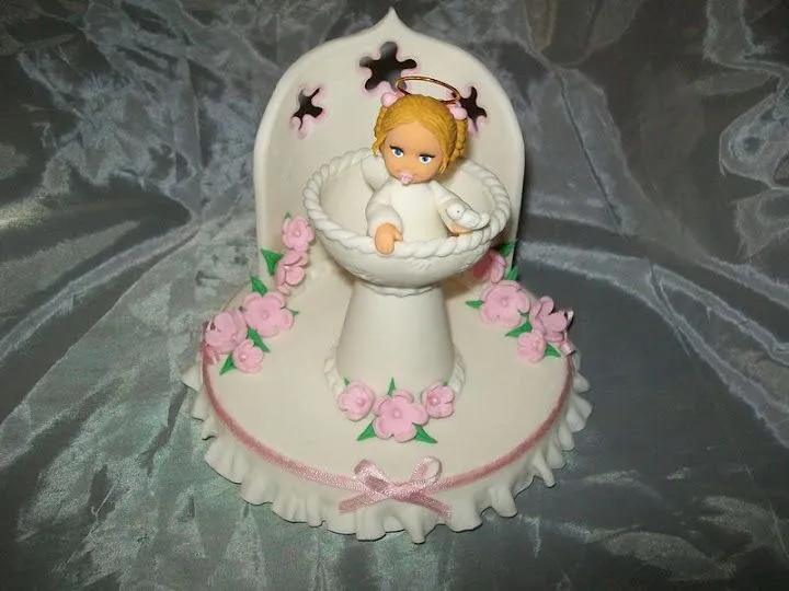 Adornos para tortas de bautismo en porcelana fria - Imagui