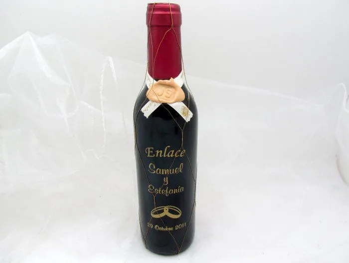 Mini-Botellas - Fashion Bodas, Invitaciones de boda exclusivas ... Mini-Botellas - Fashion Bodas, Invitaciones de boda exclusivas ...