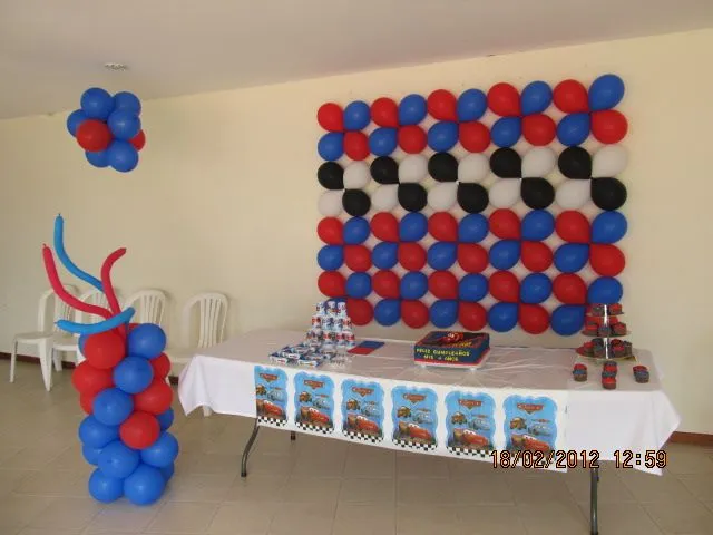 Decoraciónes en globos de cars - Imagui