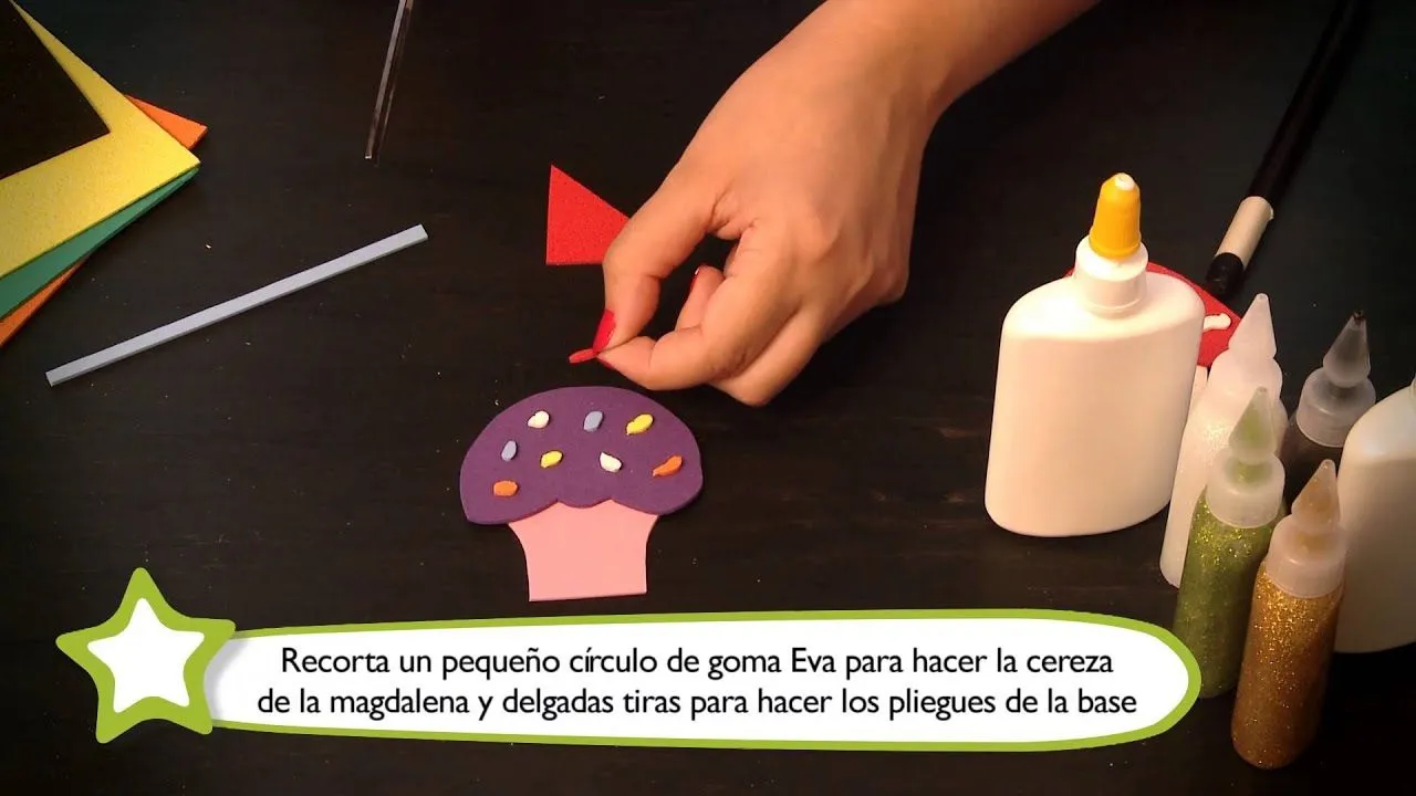 Cómo hacer adornos para lápices : Manualidades para niños en goma ... Cómo hacer adornos para lápices : Manualidades para niños en goma ...