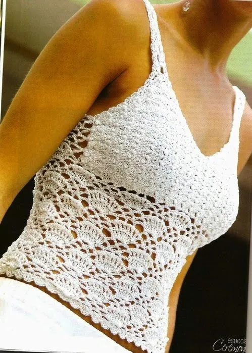 ADRI22: TOP, BOLEROS O CORPIÑOS DE ÚLTIMA MODA