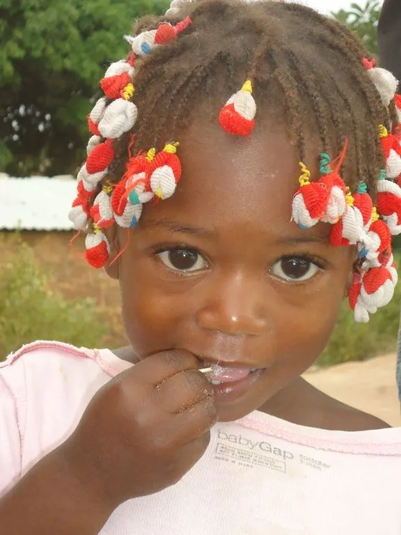 África, un continente que crece entre los desafíos y la ... África, un continente que crece entre los desafíos y la ...