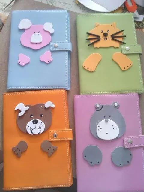 Agendas decoradas con goma eva, foamy | My creations / lo que yo ... Agendas decoradas con goma eva, foamy | My creations / lo que yo ...