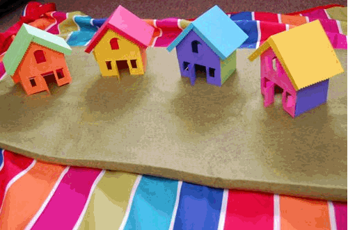 Akkela: Casitas de papel