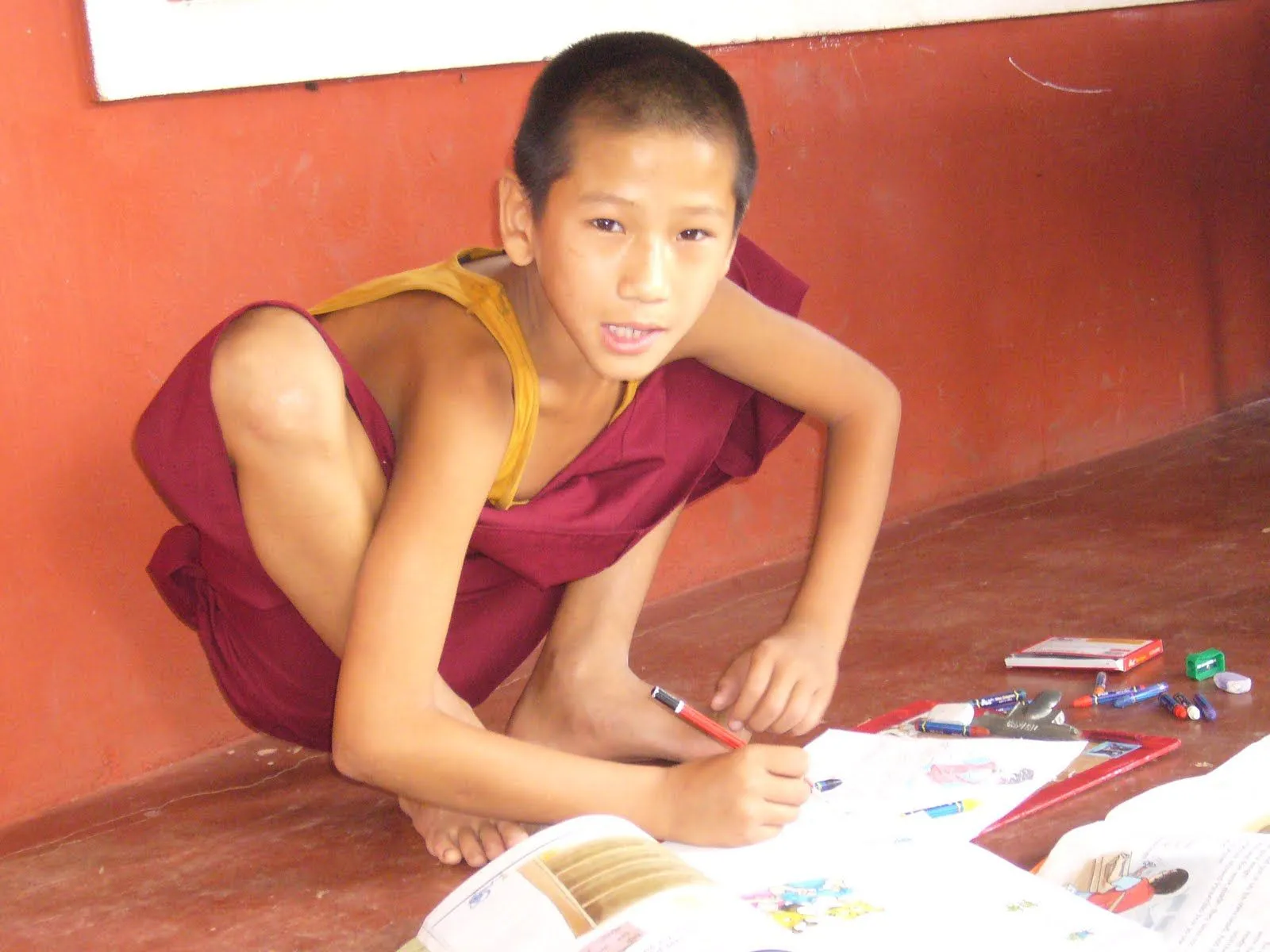 AKSHY- INDIA: mayo 2010