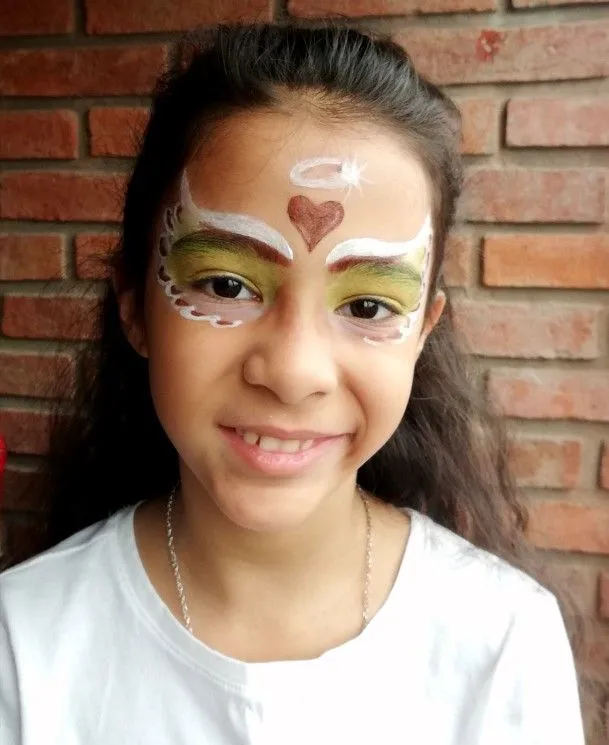 Alas de Angel | Carnival face paint, Face paint, Face Alas de Angel | Carnival face paint, Face paint, Face