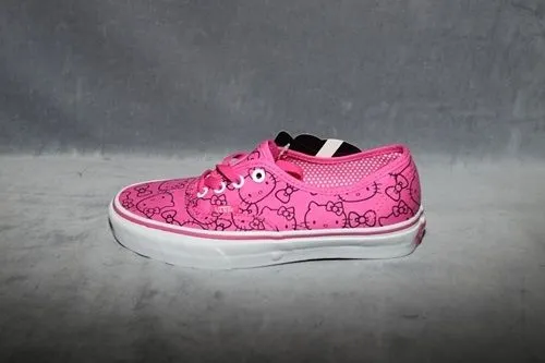 Alba Maria: VAN "OFF THE WALL"