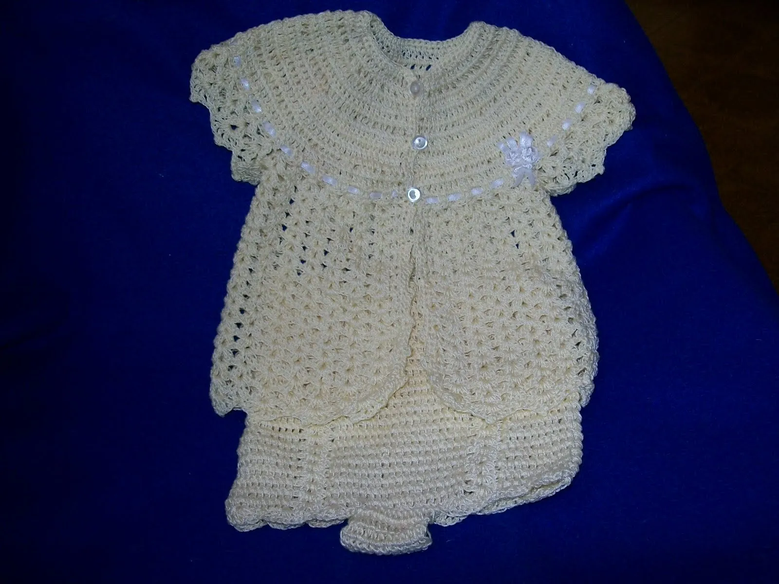 ALBUN DE TEJIDOS PARA BEBE: abril 2011