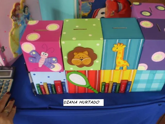 Alcancias en foami - Imagui