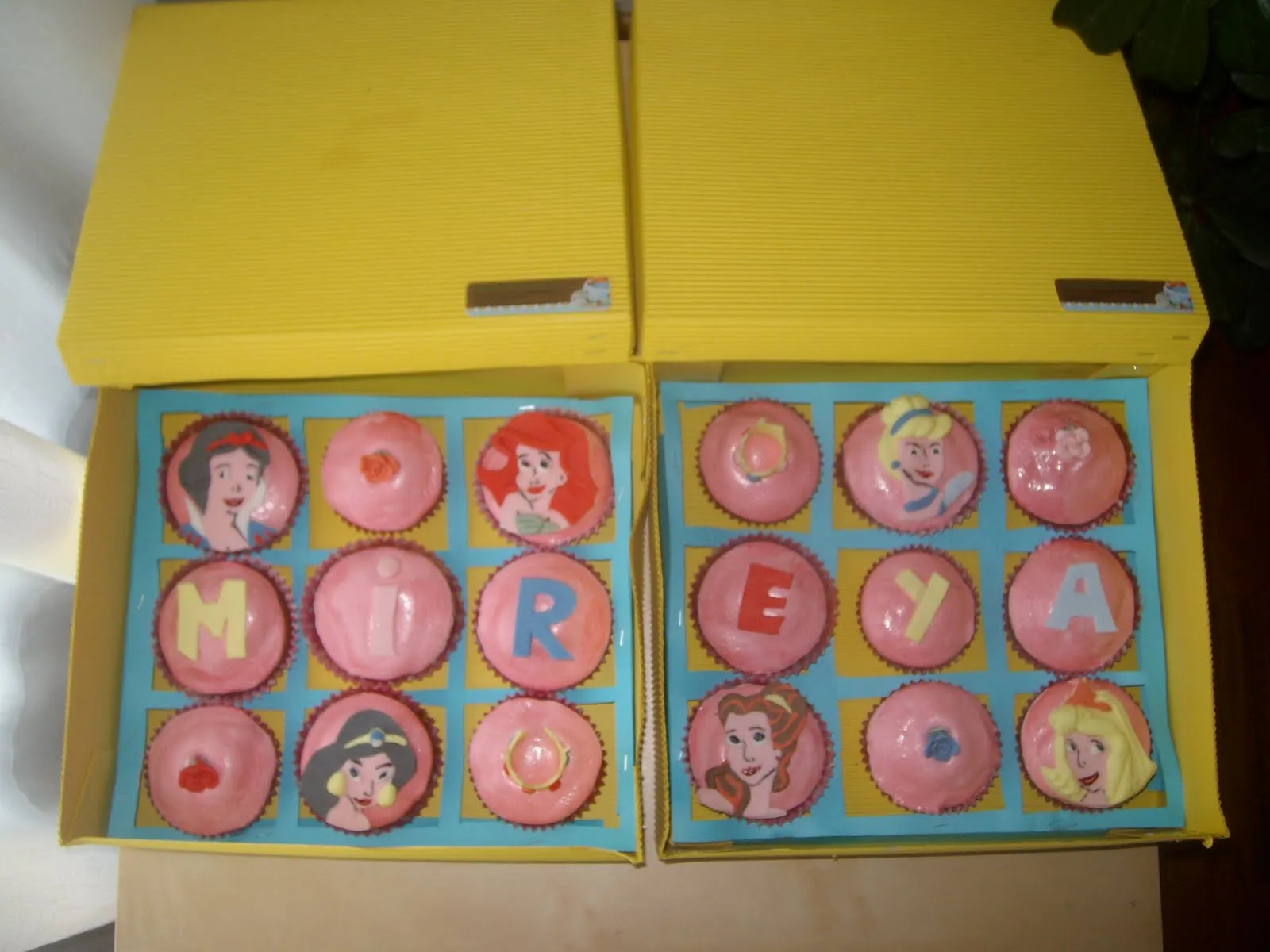 Alejandra´s tartas fondant(Murcia): Cupcakes de Princesas Disney: