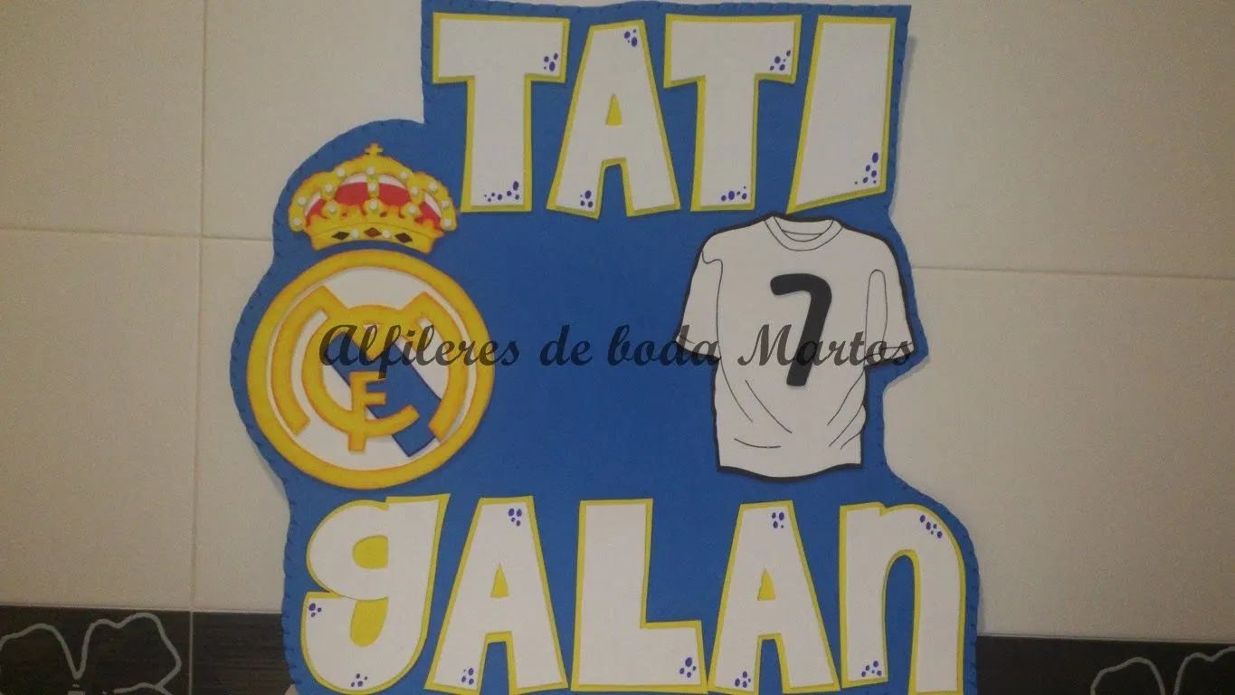ALFILERES DE BODA MARTOS 2: ESCUDO REAL MADRID EN GOMA EVA ( TATI ... ALFILERES DE BODA MARTOS 2: ESCUDO REAL MADRID EN GOMA EVA ( TATI ...