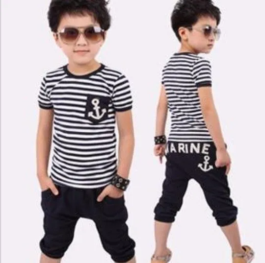 Niños vestidos con estilo de rap - Imagui