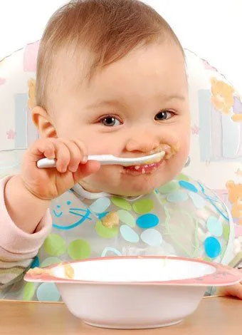 Alimentación infantil. Carne para bebés de 7 a 12 meses. Alimentación infantil. Carne para bebés de 7 a 12 meses.
