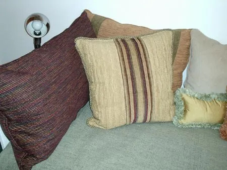 Almohadones y Pasamaneria. Ambientación Personalizada. Fernando ...