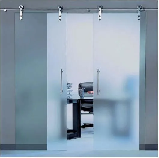 Aluminios Garcilaso | Productos - Puertas correderas aéreas de ... Aluminios Garcilaso | Productos - Puertas correderas aéreas de ...