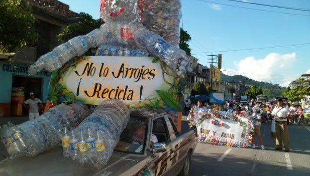 Alumnos de Tingo María conmemoraron Día Mundial del Medio Ambiente ...