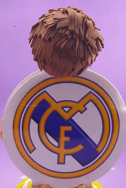 Alvaro Real Madrid Detalle escudo y pelado | Flickr - Photo Sharing!