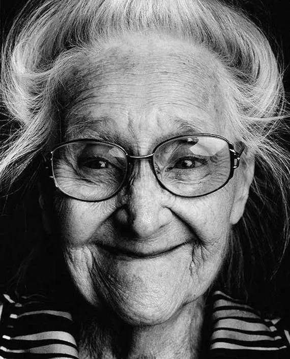 Fotógrafo capta en una serie de imágenes en blanco y negro el ... Fotógrafo capta en una serie de imágenes en blanco y negro el ...