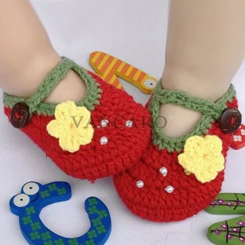 Nuevos amarillas Flores Diseño del modelo hecho a mano del ... Nuevos amarillas Flores Diseño del modelo hecho a mano del ...