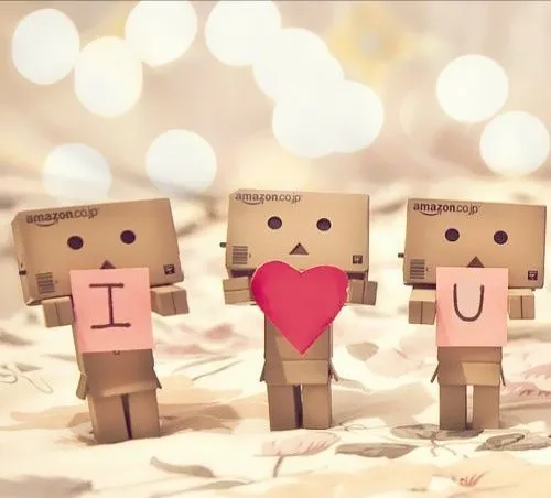 I ❤ U Amazon box robots | cajita Amazon (Dambo) | Pinterest ...