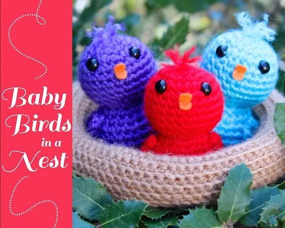 Amigurumi pajaro pajaros bebe en un nido patrón por Tremendu