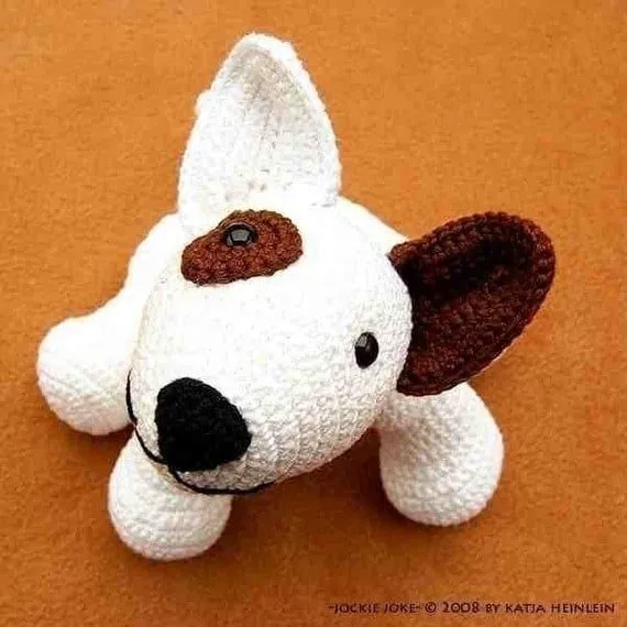 amigurumi perro bull terrier Jokie broma ganchillo por designshop amigurumi perro bull terrier Jokie broma ganchillo por designshop