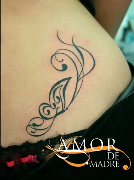 AMOR DE MADRE - Portada