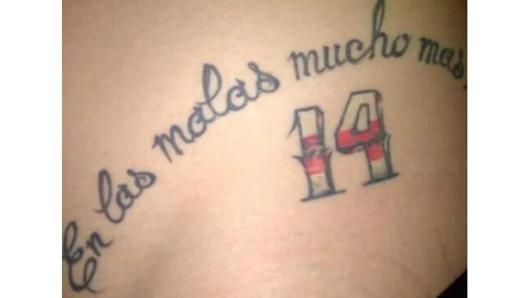 Un amor monumental: Cavenaghi se terminó el tatuaje del estadio ... Un amor monumental: Cavenaghi se terminó el tatuaje del estadio ...