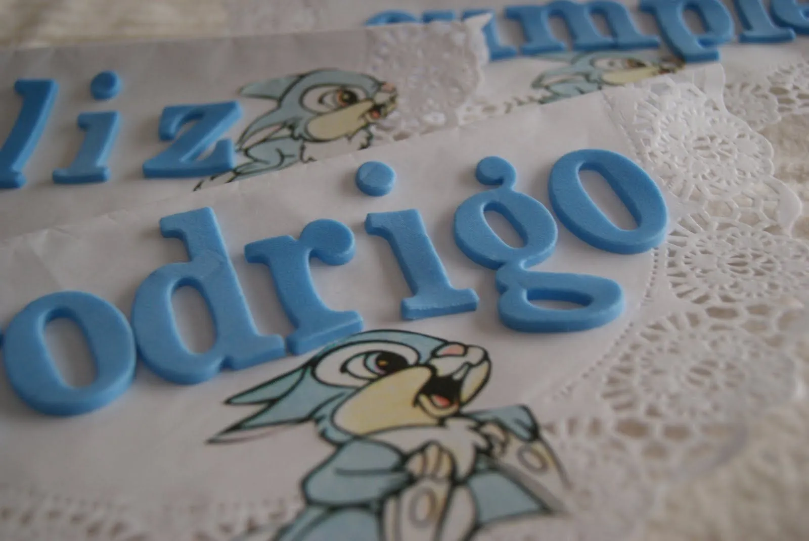 ana bags: Una guirnalda para Rodrigo