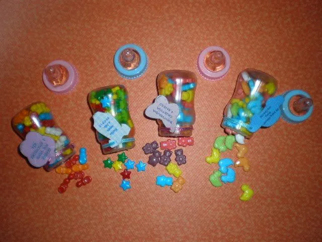 Anely Manualidades: BIBERONES CON DULCES