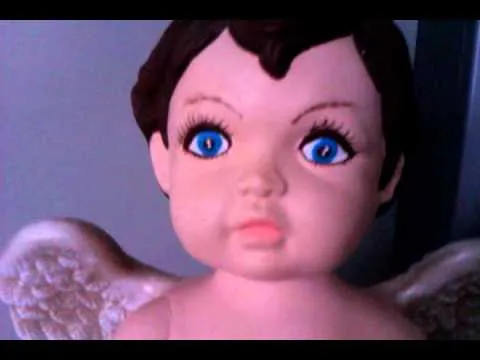 Angel de ceramica parpadea - YouTube