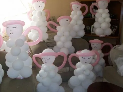 Como hacer un angel con globos para bautizo - Imagui