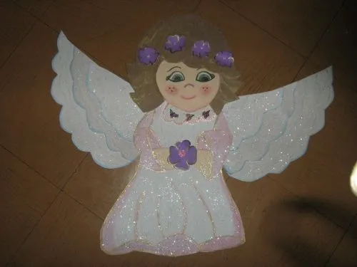 Angel de fomi para bautizo - Imagui