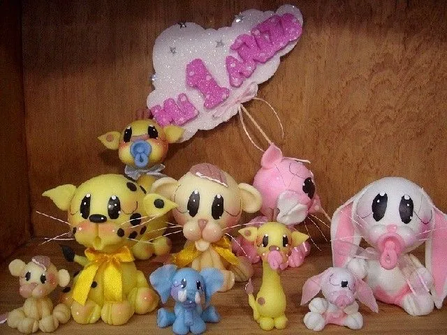Animalitos en porcelana fria.