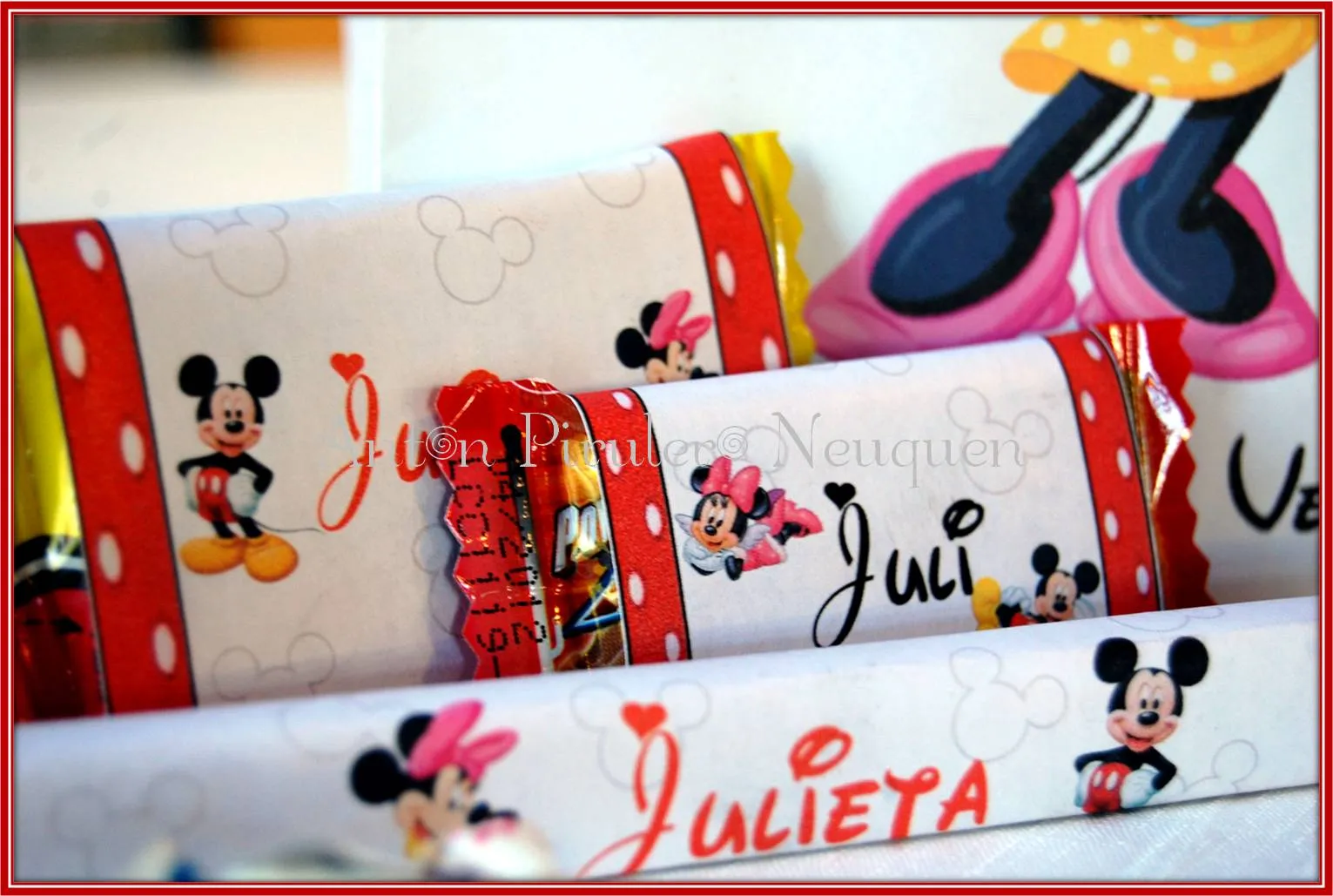 Antón Pirulero Neuquén: Candy Bar "Mickey Mouse" Antón Pirulero Neuquén: Candy Bar "Mickey Mouse"