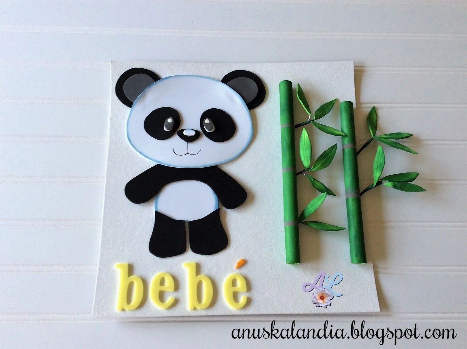 Anuskalandia: OSO PANDA GOMA EVA PARA BEBÉ Y 3º CUMPLEBLOG