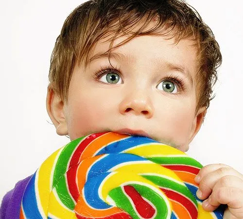 Por qué aparecen las caries en los niños?