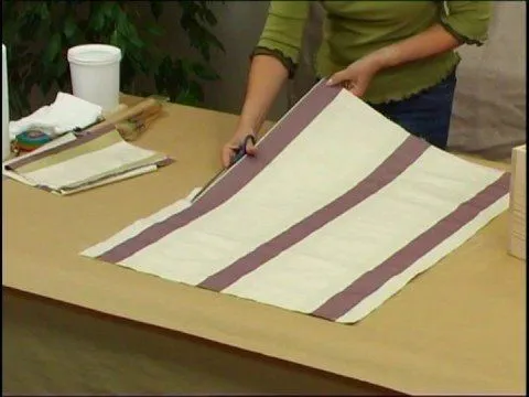 Aprende a tapizar una caja (1)- Curso de Monitor de Manualidades ... Aprende a tapizar una caja (1)- Curso de Monitor de Manualidades ...