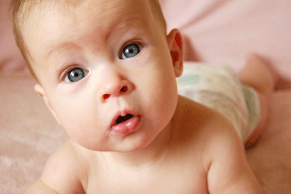 Aprendiendo a ver: hasta los 5 meses | Bebé feliz