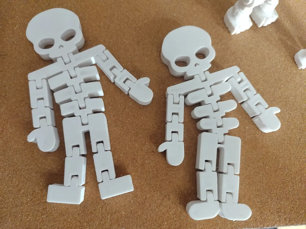 Archivo STL gratis Esqueleto Flexi・Modelo para descargar y imprimir en 3D・Cults Archivo STL gratis Esqueleto Flexi・Modelo para descargar y imprimir en 3D・Cults