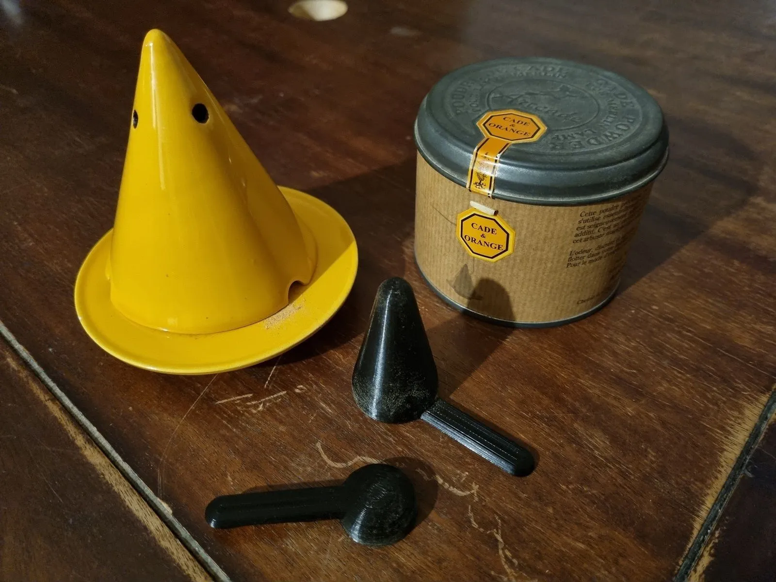 Archivo STL gratis Molde de cono Cade - Incienso・Plan para descargar y imprimir en 3D・Cults Archivo STL gratis Molde de cono Cade - Incienso・Plan para descargar y imprimir en 3D・Cults
