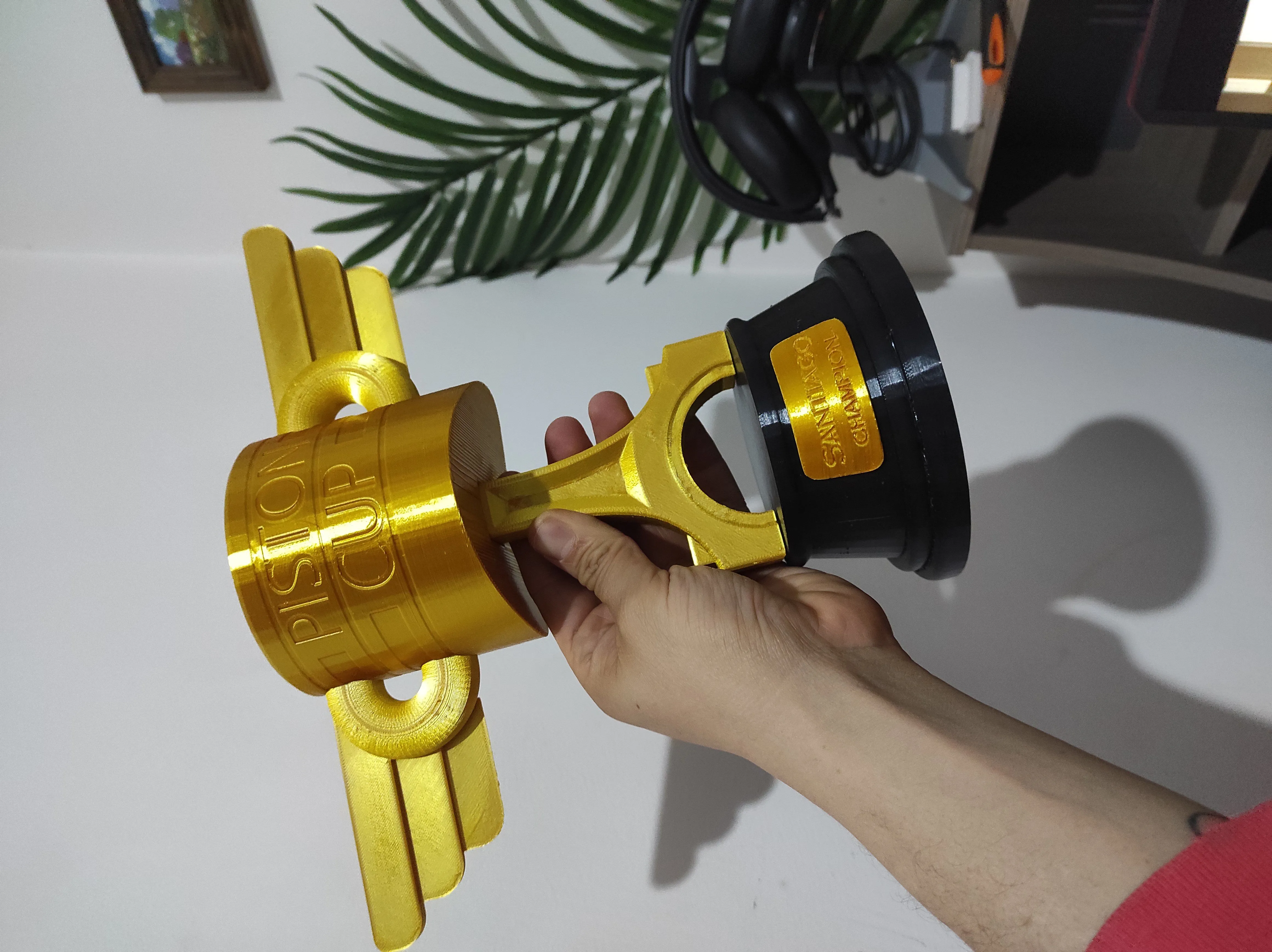 Archivo STL Trofeo Copa pistón de Cars・Objeto de impresión 3D para descargar・Cults Archivo STL Trofeo Copa pistón de Cars・Objeto de impresión 3D para descargar・Cults