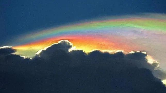Un arcoíris de fuego aparece sobre Florida - ABC.es