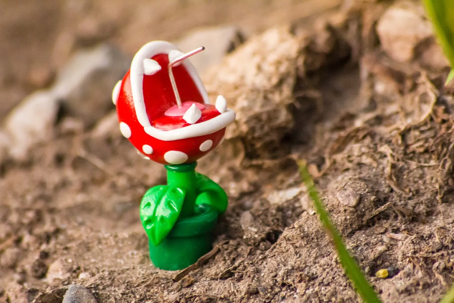 Aretes de Planta Carnivora de Mario Bros | Galletita de Jengibre Aretes de Planta Carnivora de Mario Bros | Galletita de Jengibre