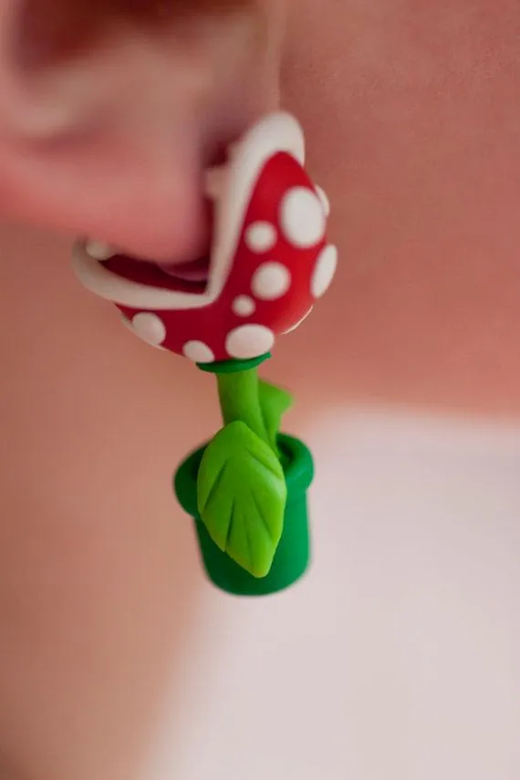 Aretes de planta carnívora de Mario Bros que te muerden | La ...